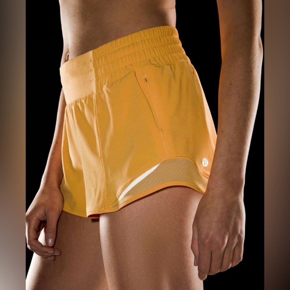 Lululemon Hotty Hot High-Rise Lined Short 2.5" in Mango Dream